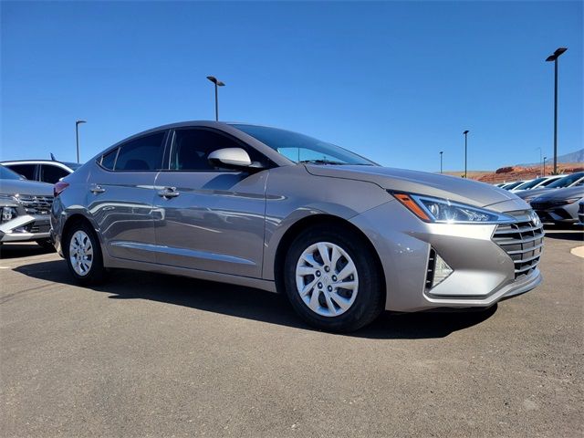 2020 Hyundai Elantra SE