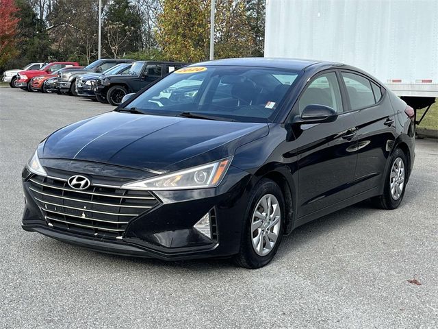 2020 Hyundai Elantra SE