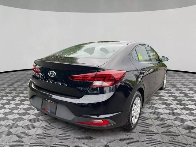 2020 Hyundai Elantra SE