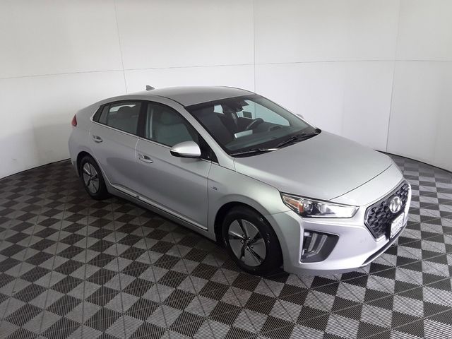 2020 Hyundai Ioniq Hybrid SE