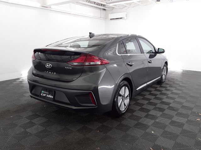 2020 Hyundai Ioniq Hybrid SE