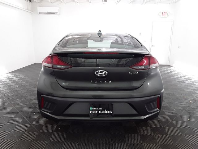 2020 Hyundai Ioniq Hybrid SE