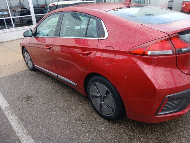 2020 Hyundai Ioniq Hybrid SE