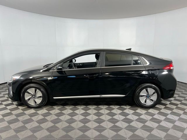 2020 Hyundai Ioniq Hybrid SE