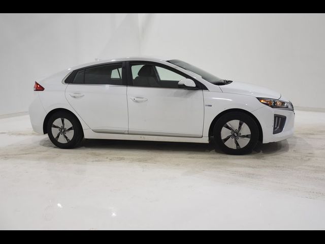 2020 Hyundai Ioniq Hybrid SE