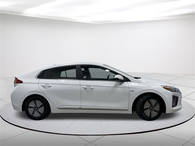 2020 Hyundai Ioniq Hybrid SE