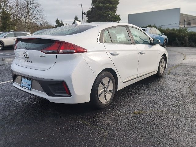 2020 Hyundai Ioniq Hybrid SE