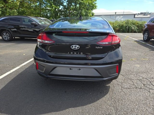 2020 Hyundai Ioniq Hybrid SE