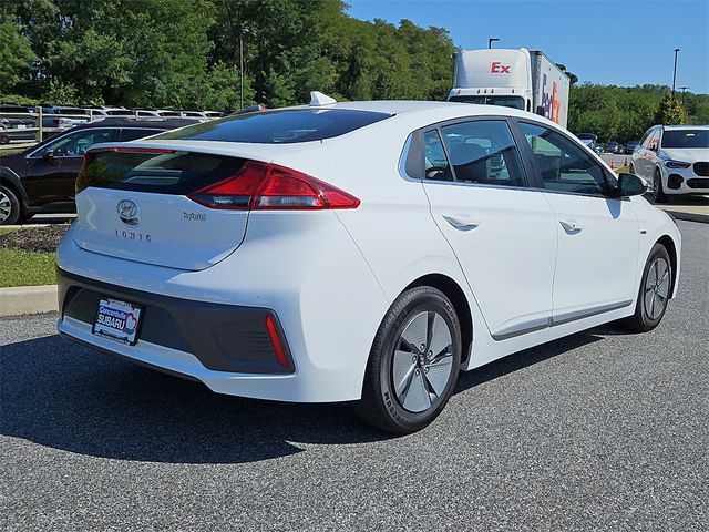 2020 Hyundai Ioniq Hybrid SE