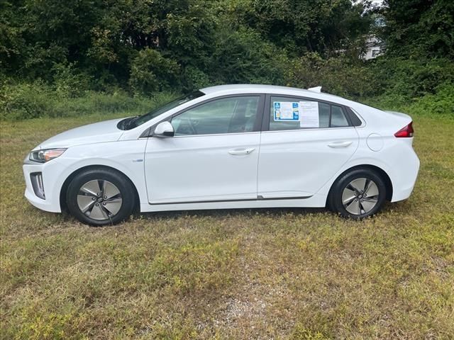 2020 Hyundai Ioniq Hybrid SE