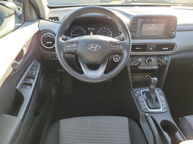 2020 Hyundai Kona SEL Plus