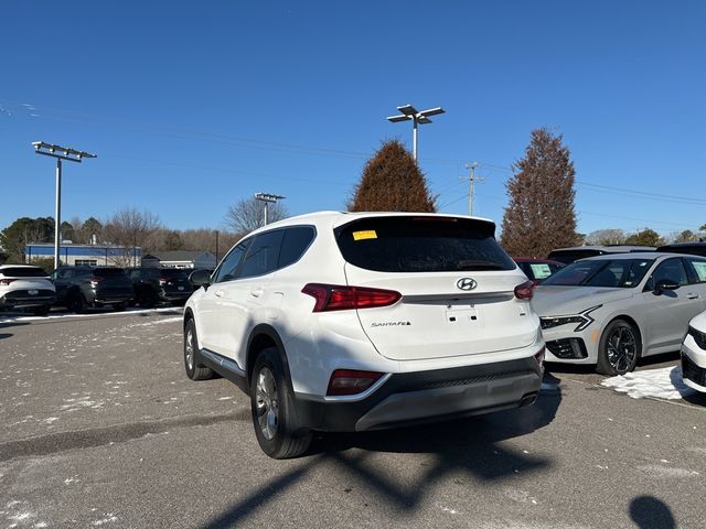 2020 Hyundai Santa Fe SE