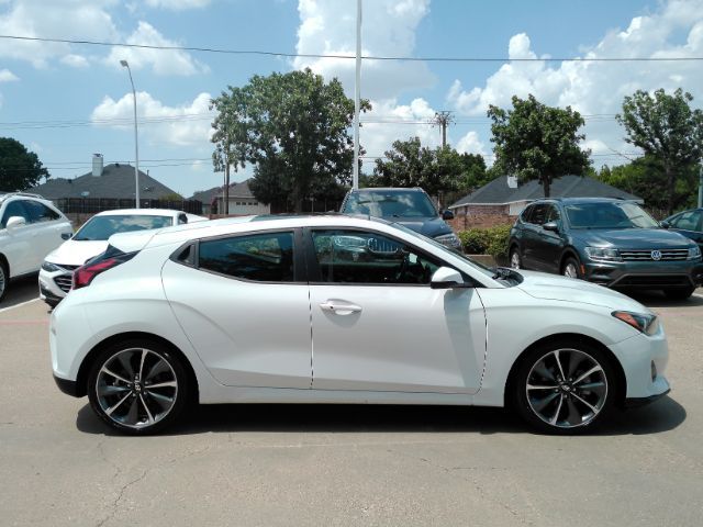 2020 Hyundai Veloster 2.0 Premium