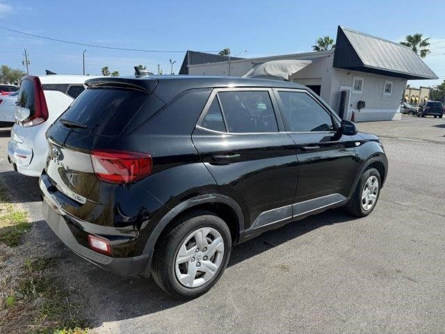 2020 Hyundai Venue SE