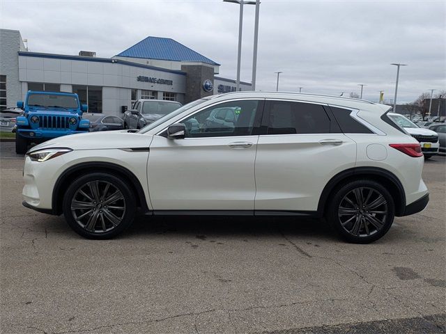 2020 INFINITI QX50 Essential