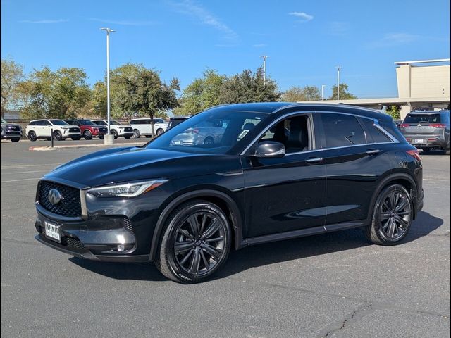 2020 INFINITI QX50 Essential