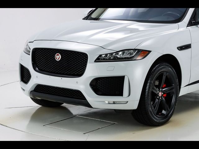 2020 Jaguar F-Pace 25t Checkered Flag