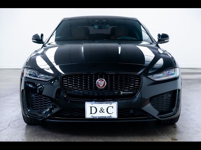 2020 Jaguar XE R-Dynamic SE