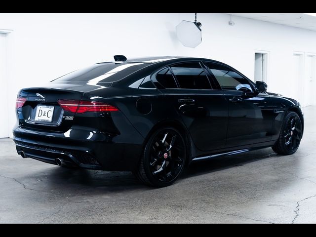 2020 Jaguar XE R-Dynamic SE