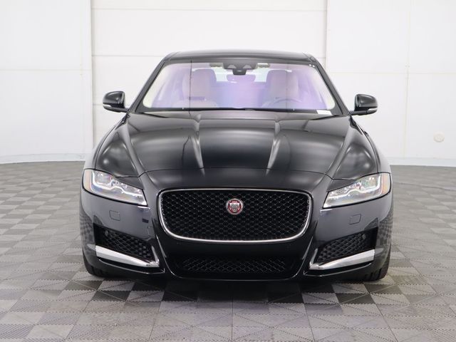 2020 Jaguar XF 25t Prestige