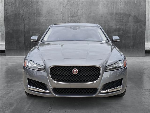 2020 Jaguar XF 30t Prestige