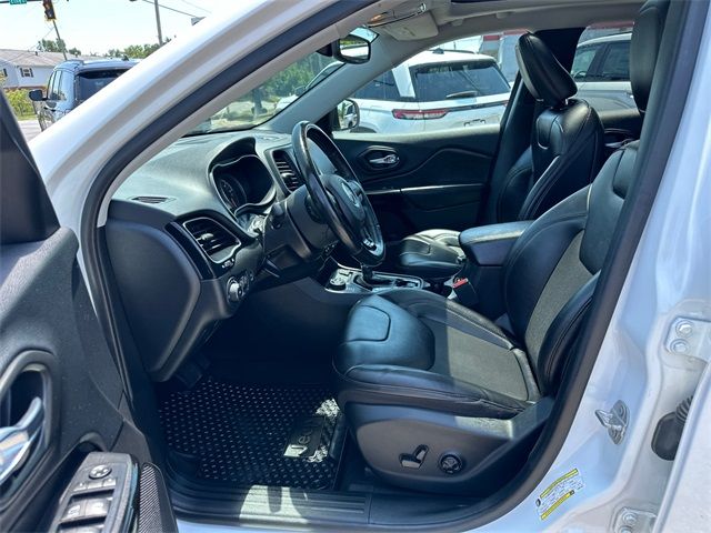 2020 Jeep Cherokee Altitude