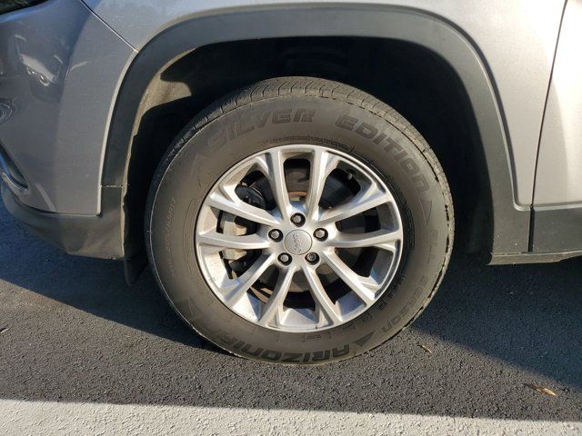 2020 Jeep Cherokee Latitude