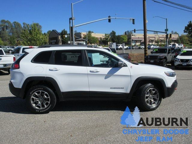 2020 Jeep Cherokee Trailhawk