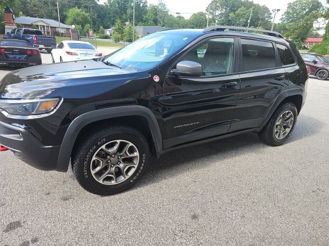 2020 Jeep Cherokee Trailhawk