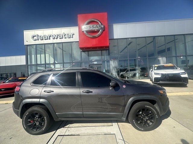 2020 Jeep Cherokee Trailhawk