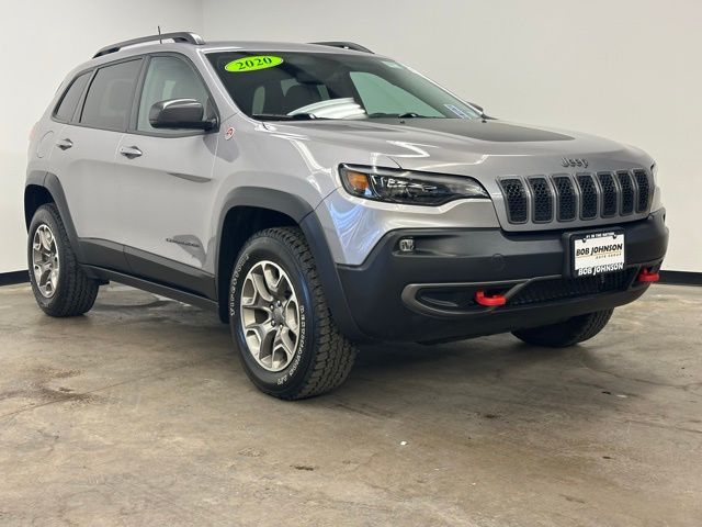 2020 Jeep Cherokee Trailhawk