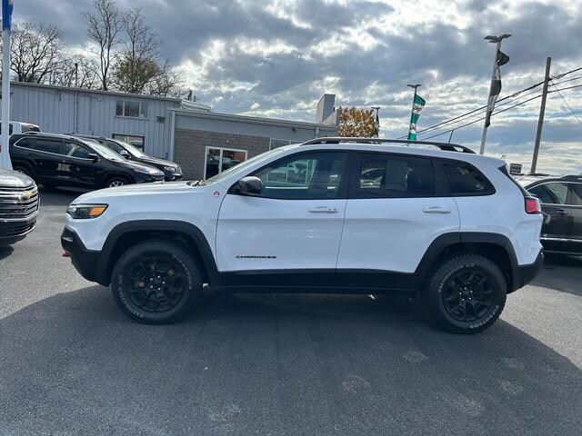 2020 Jeep Cherokee Trailhawk