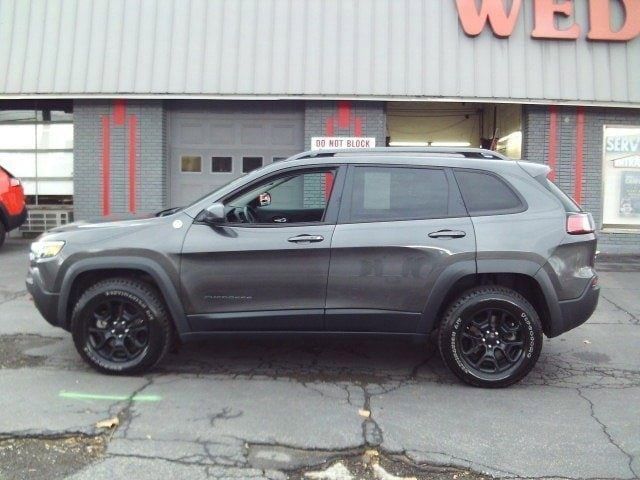 2020 Jeep Cherokee Trailhawk