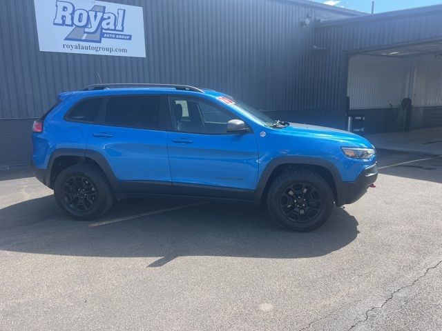 2020 Jeep Cherokee Trailhawk