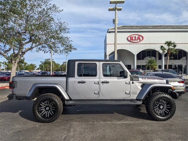 2020 Jeep Gladiator Overland