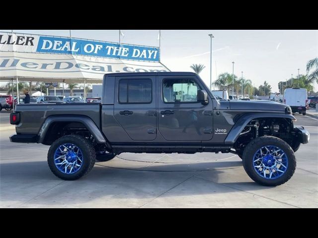 2020 Jeep Gladiator Overland