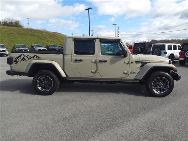 2020 Jeep Gladiator North