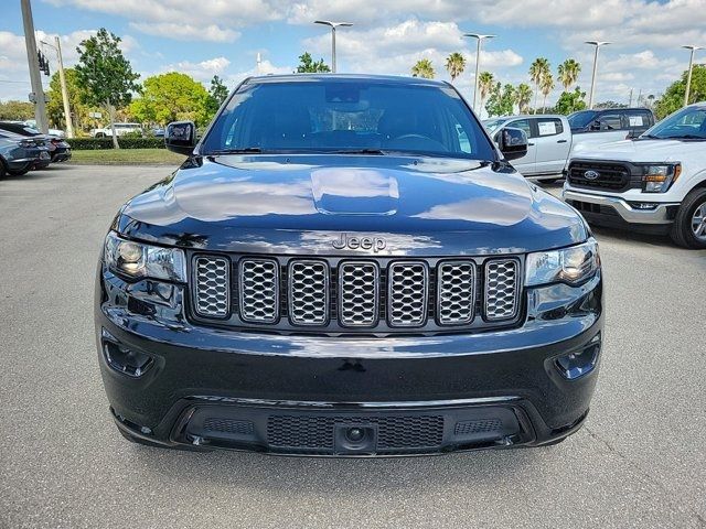 2020 Jeep Grand Cherokee Altitude