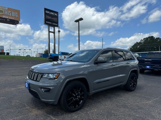 2020 Jeep Grand Cherokee Altitude