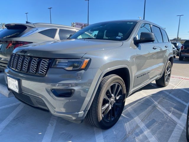 2020 Jeep Grand Cherokee Altitude