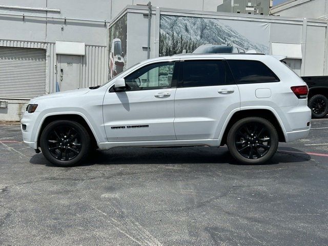 2020 Jeep Grand Cherokee Altitude