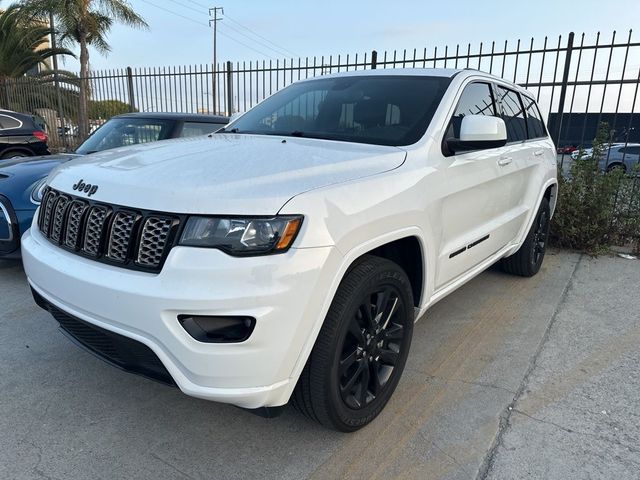 2020 Jeep Grand Cherokee Altitude