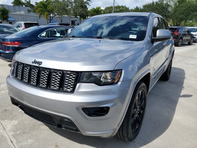 2020 Jeep Grand Cherokee Altitude