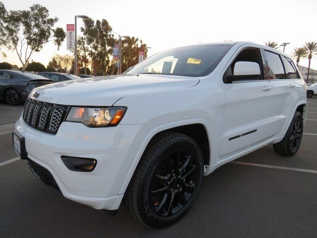 2020 Jeep Grand Cherokee Altitude