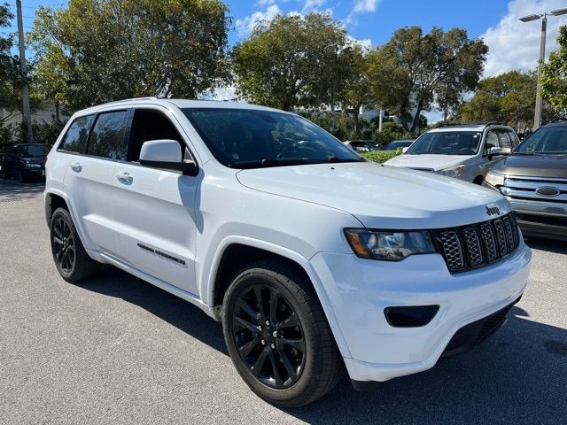 2020 Jeep Grand Cherokee Altitude