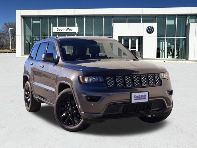 2020 Jeep Grand Cherokee Altitude