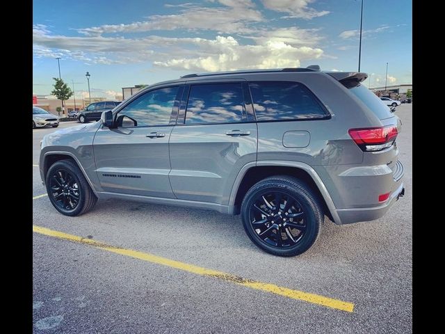 2020 Jeep Grand Cherokee Altitude