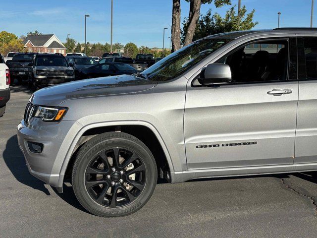 2020 Jeep Grand Cherokee Altitude