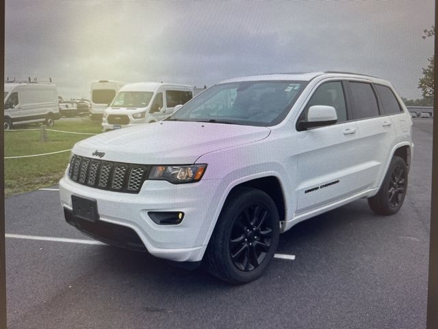 2020 Jeep Grand Cherokee Altitude