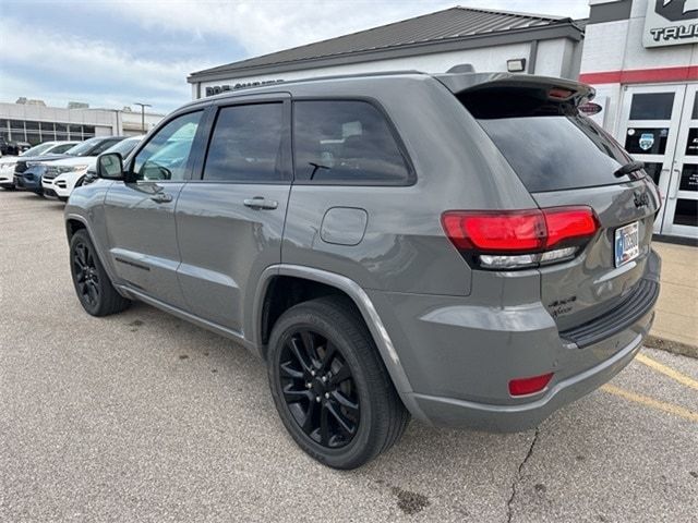 2020 Jeep Grand Cherokee Altitude